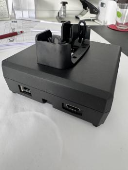 iMozen TC605 Multi I/O Hub